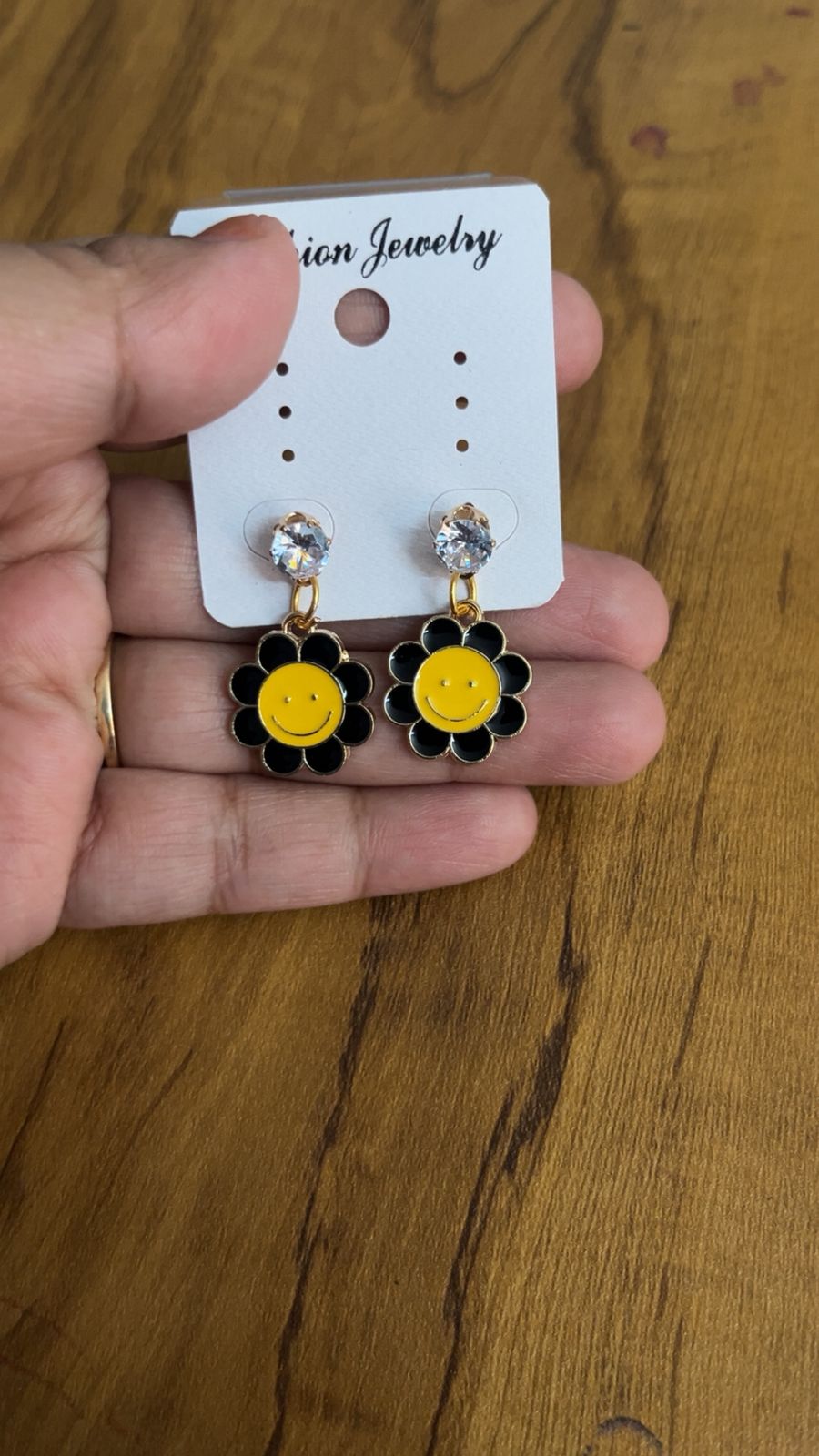 Smiley Flower Drop Earrings