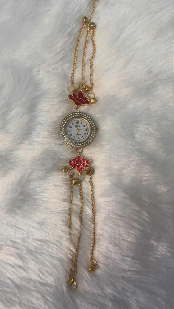 Kashmiri Red Fan Motif Stone Bracelet Watch